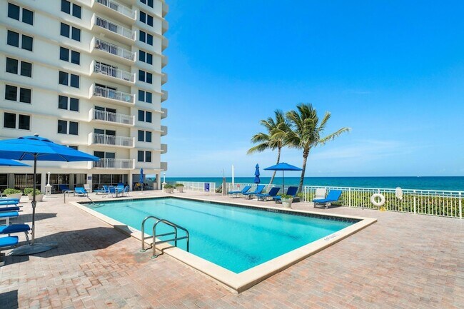 Building Photo - 3215 S Ocean Blvd