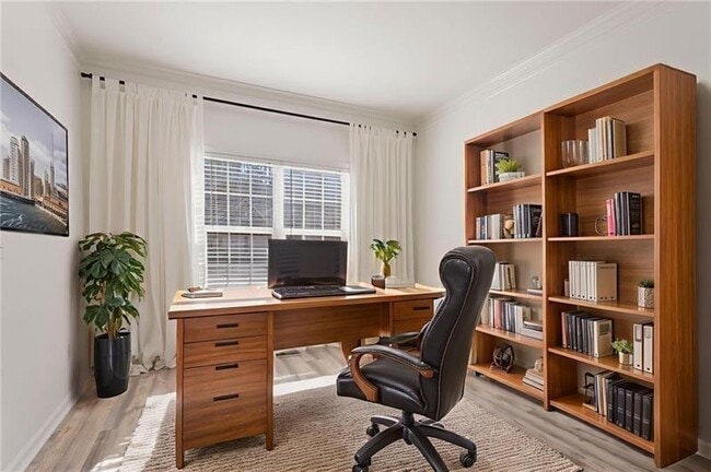 Building Photo - 133 Parkstone Way