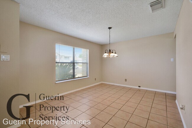 Building Photo - 3 br, 2.5 bath House - 6582 Beech Trail Drive