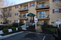 Building Photo - The Hills at Lehigh