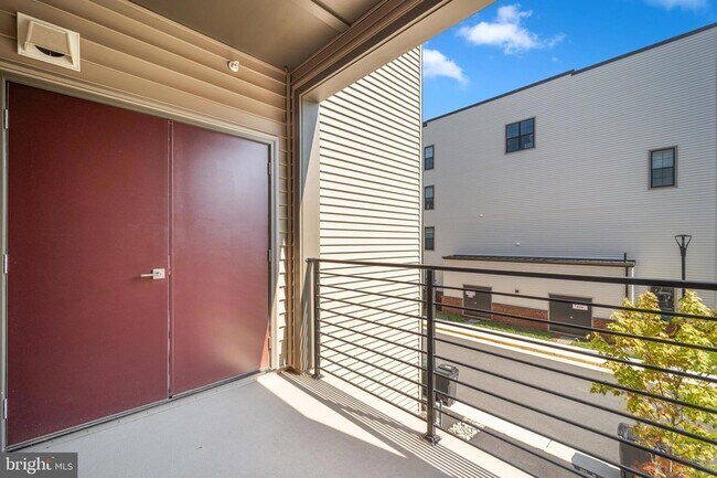 Building Photo - 22363 Roanoke Rise Terrace