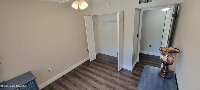 Building Photo - 1590 S 42ND Cir