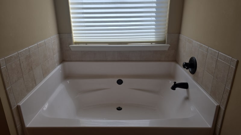 Building Photo - 2797 Huntcliffe Dr