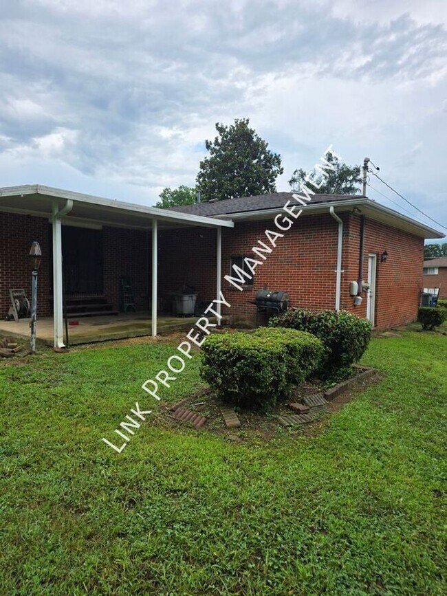 Building Photo - 5407 Winniespan Rd