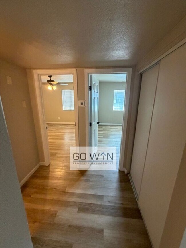 Building Photo - Roeser Tri-Plex