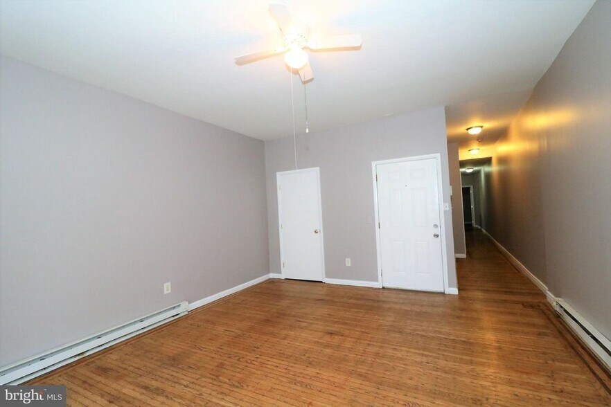 Building Photo - 1709 Gwynns Falls Pky