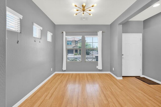 Building Photo - 5725 W Milada Dr