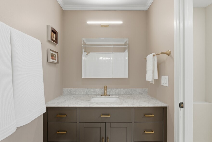 Building Photo - 340 Shotwell St