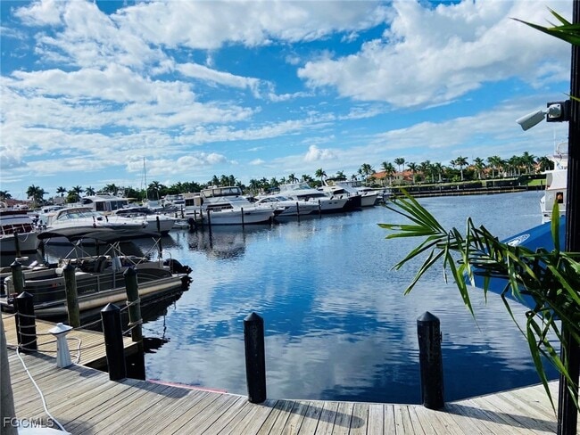 Building Photo - 5865 Shell Cove Drive