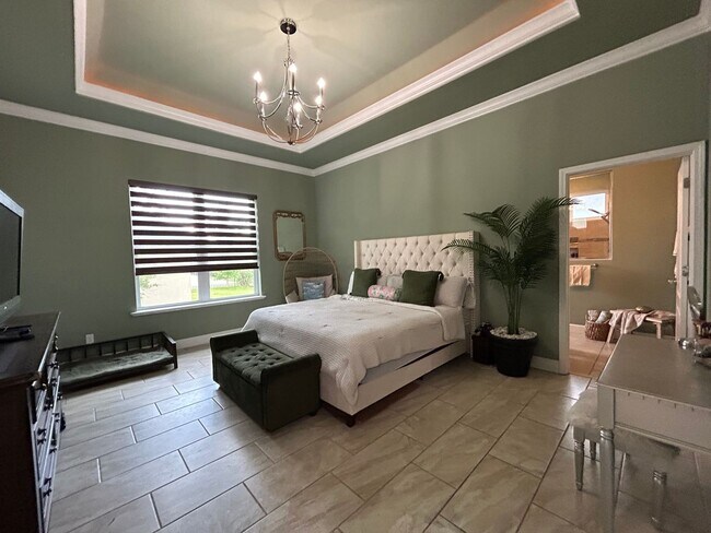 Building Photo - Elegant 3/2 in Oakmont