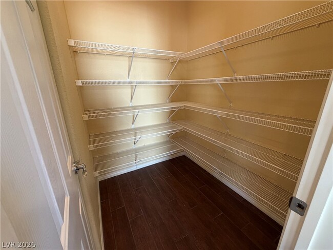 Building Photo - 6014 Pirates Delight Ave