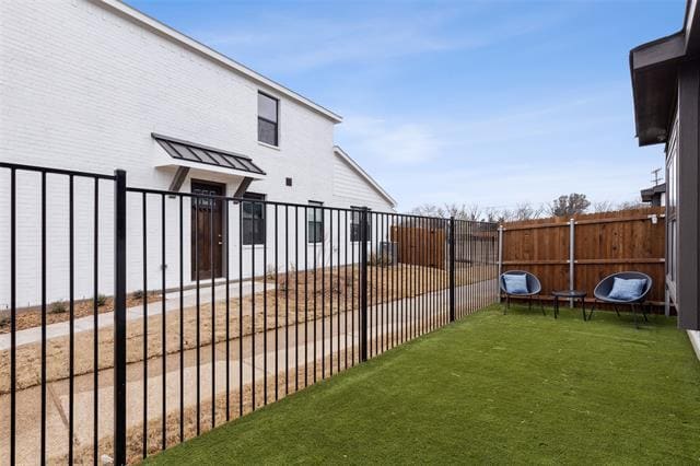 Building Photo - 1200 Lamar Dr