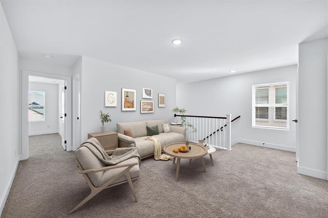 Building Photo - 910 Sunflower Trl