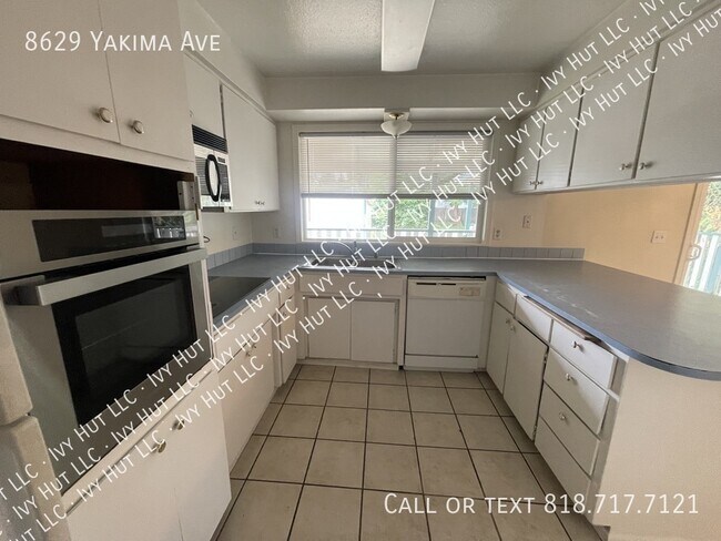 Building Photo - 8629 S Yakima Ave