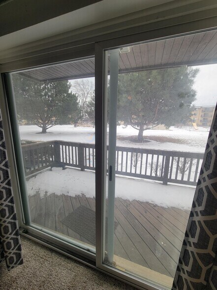 Building Photo - 2214 S Goebbert Rd