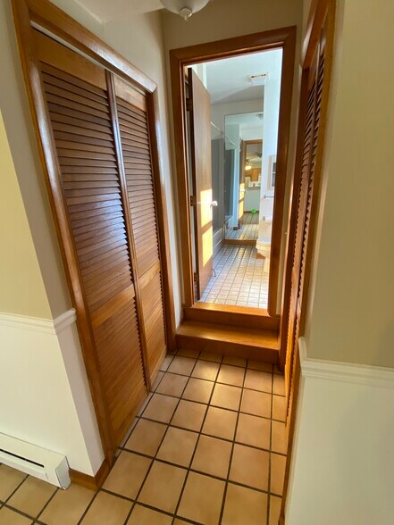 Hall closets - 9C Holman Rd