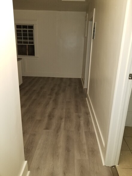 Building Photo - 1116 Magnolia Ave