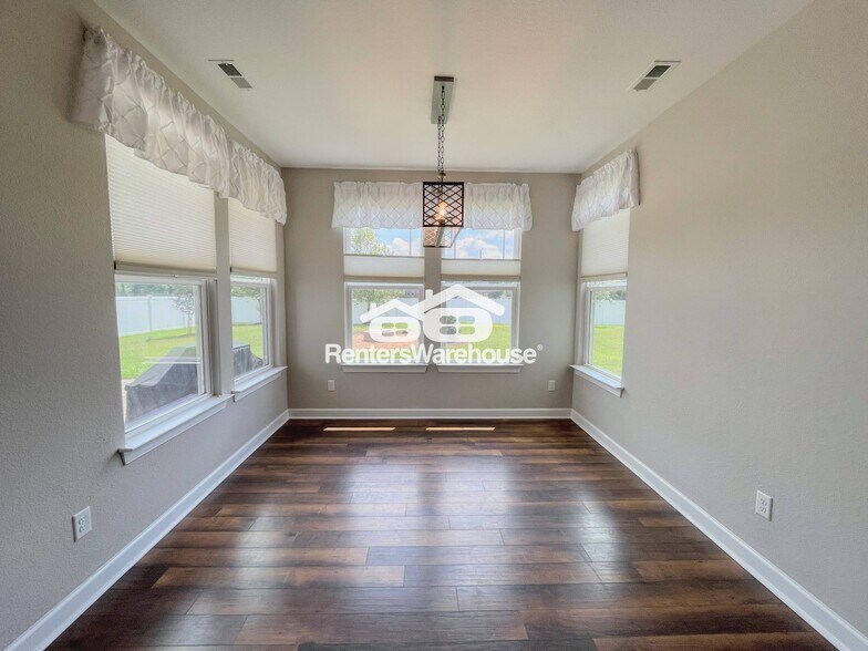 Building Photo - 1421 Thrasher Lndg
