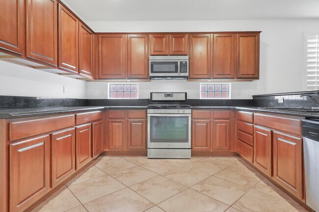 Building Photo - 50342 San Capistrano Dr