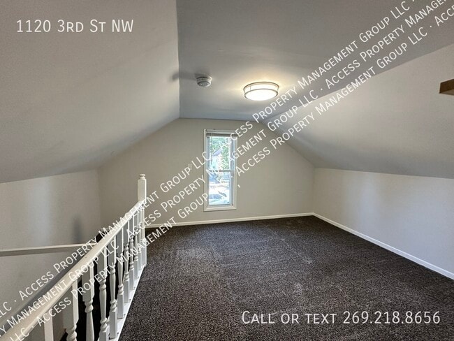 Building Photo - 1120 3rd St NW