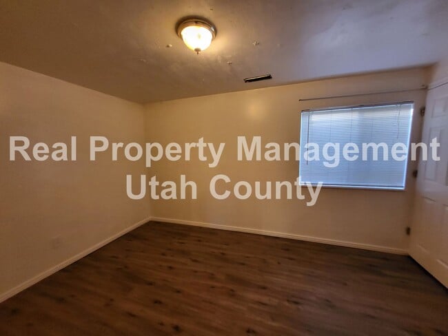 Building Photo - Large Spanish Fork Home