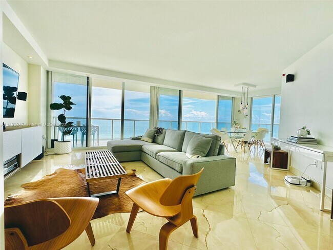 Building Photo - 7330 Ocean Terrace