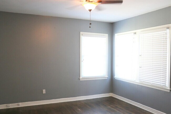 Building Photo - 2826 24th St