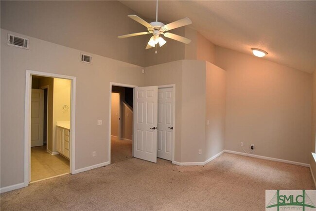 Building Photo - Spacious Townhome in Gated Community in Savannah, GA, Available in Sep 2026!!