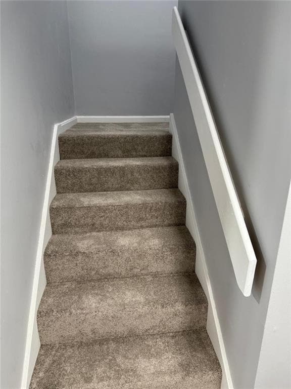 Building Photo - 16 Saratoga Ave