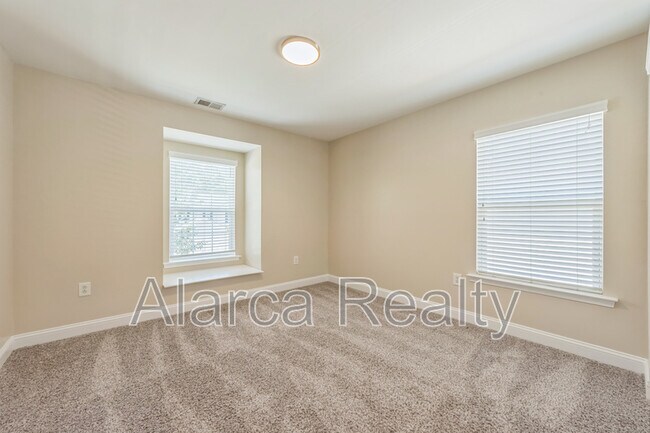 Building Photo - 4924 Cruz Bay Dr