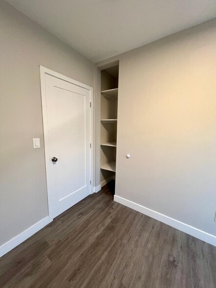 Building Photo - 4703 9th Ave