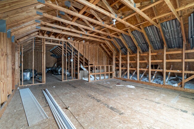 Building Photo - 133 Lockwood Dr