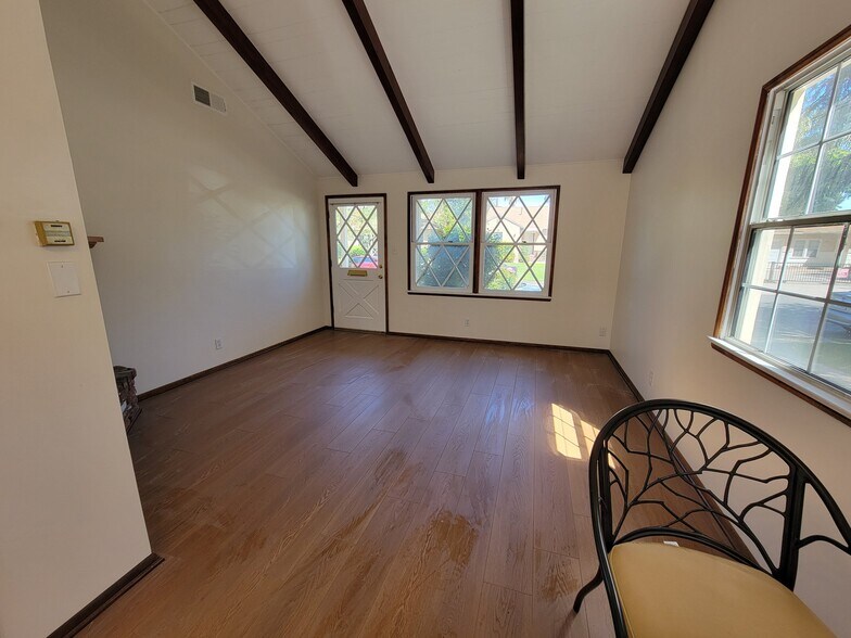 Building Photo - 7247 Allott Ave