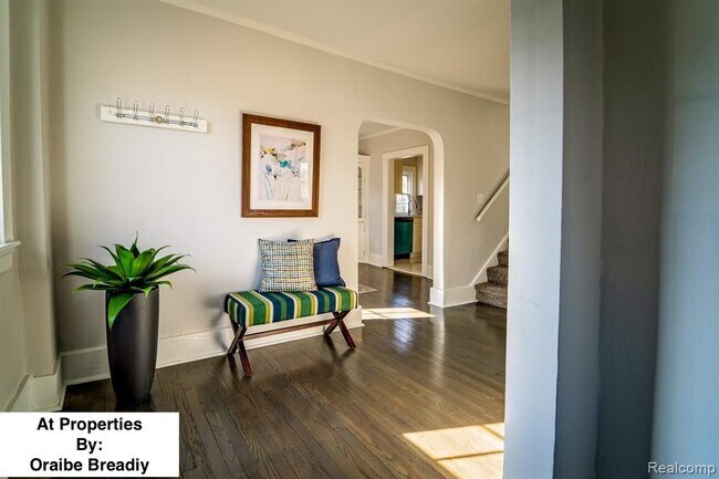 Building Photo - 959 Washtenaw Ave