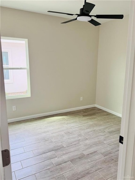 Building Photo - 701 N Onyx Ave