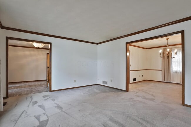 Building Photo - 453 Buckhorn Ct