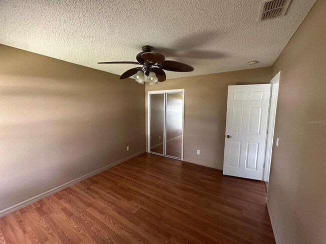 Building Photo - 1730 Sumatra Ave