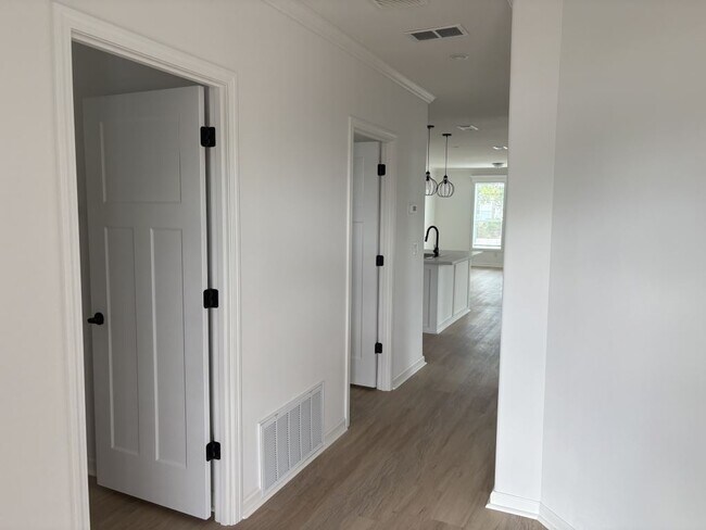 Building Photo - 19473 Bermuda Ct