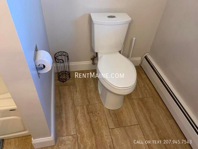 Building Photo - 5 Spencer St