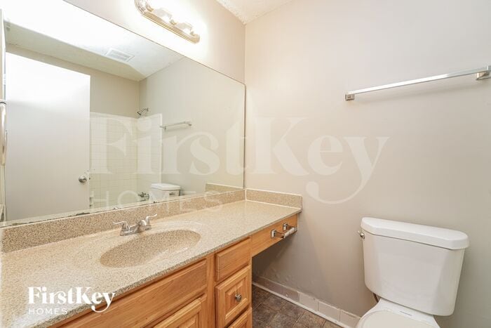 Building Photo - 4144 Rockbridge Heights Dr