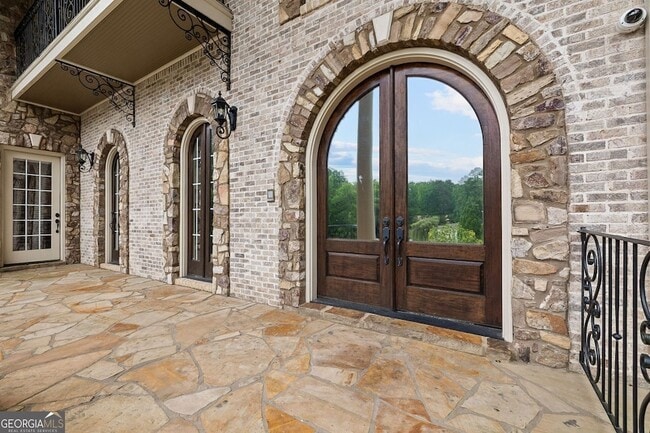 Building Photo - 11140 W Rd