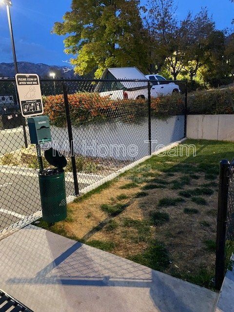 Building Photo - 3378 Washington Blvd