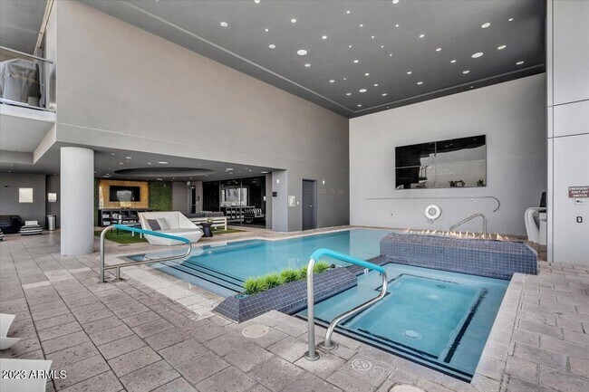 Building Photo - 4422 N 75th St