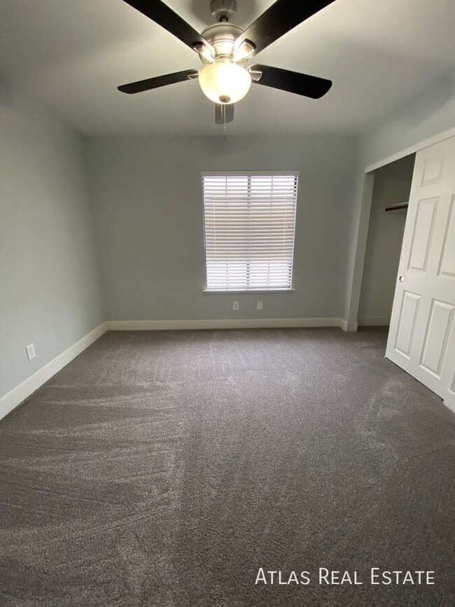 Building Photo - 1916 Old Mill Ln