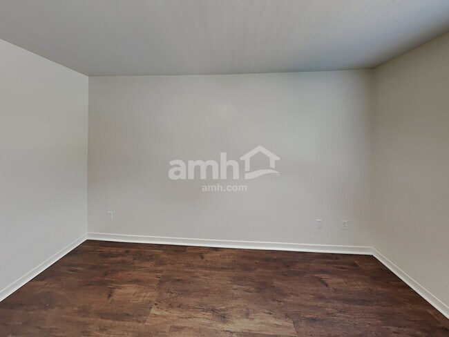 Building Photo - 4717 S Antonio