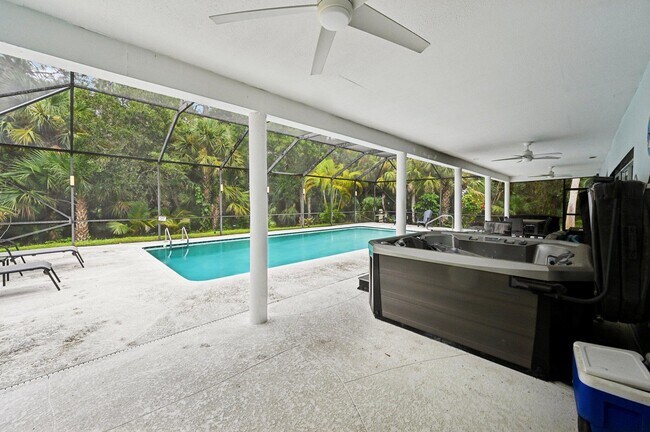 Building Photo - 9417 Whippoorwill Trail