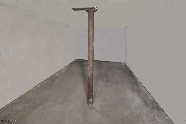 Building Photo - 27 Central Ave