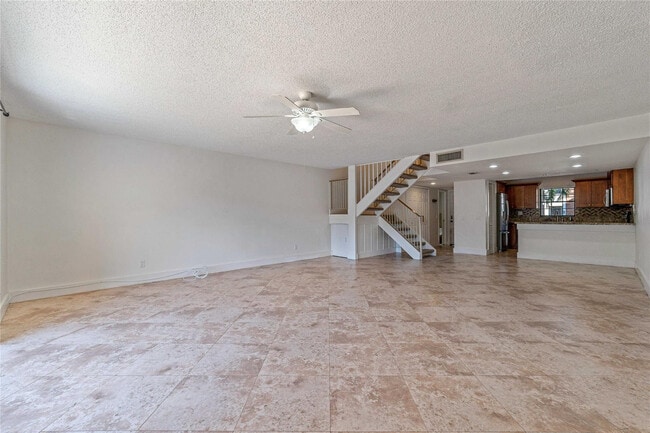 Building Photo - 167 NW 115th Terrace