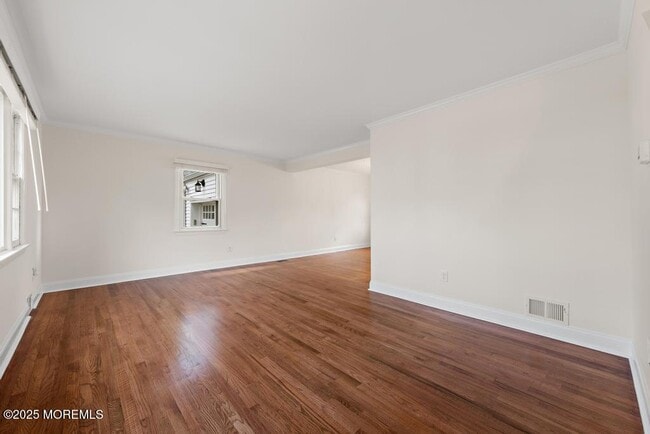 Building Photo - 308 Buttermere Ave