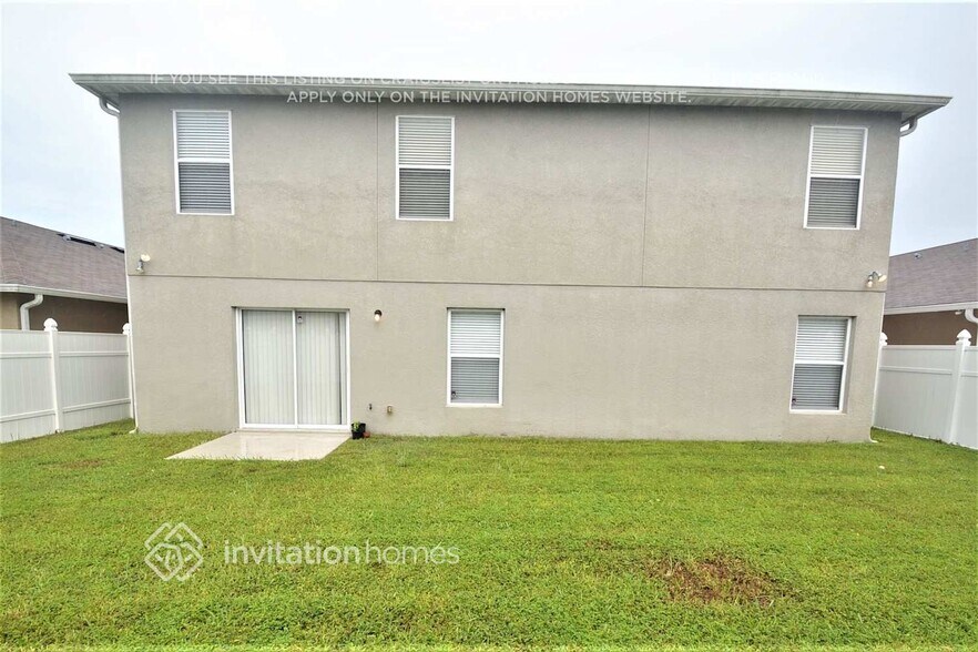 Building Photo - 1346 Karok St